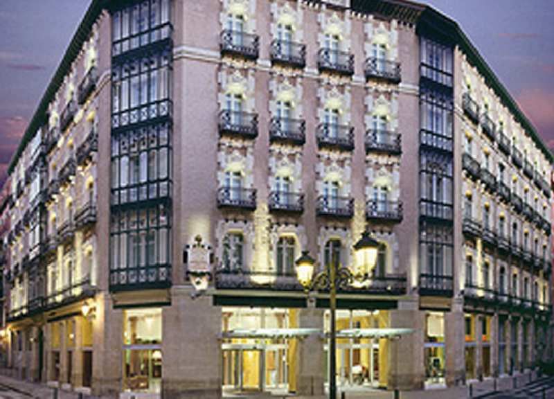 Hotel Catalonia El Pilar Zaragoza Exteriér fotografie